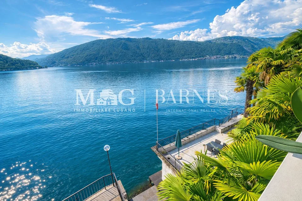 Lugano: Villa pieds-dans-l'eau vista lago con darsene | 2 residenza – Foto 13 von 16