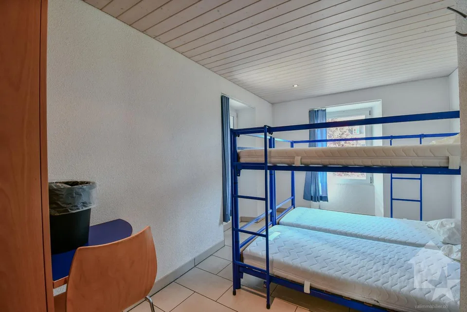 Casa di ospitalità di 497 m² con appartamento indipendente