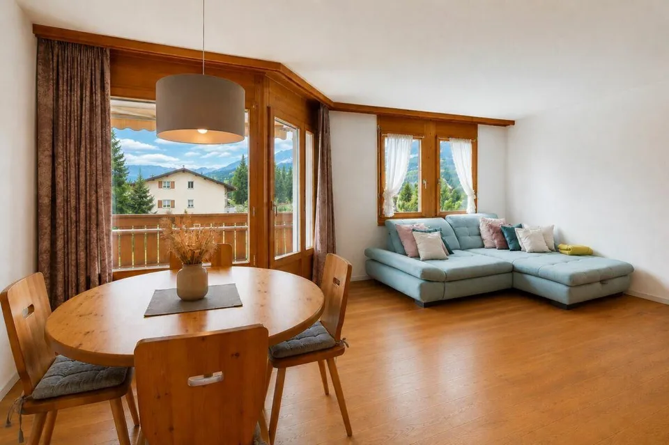 Charmante 3-Zimmerwohnung am Sonnenhang von Lenzerheide
