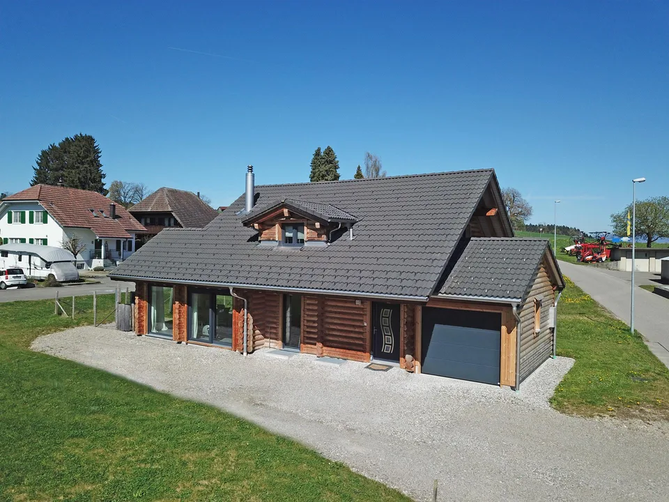 Leben im Blockhaus - natürlich, warm und einzigartig