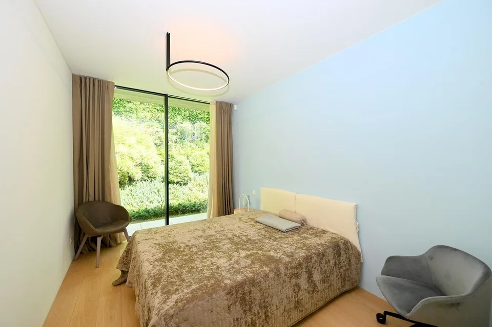 Villa Moderna di Lusso – Pace, Privacy ed Eleganza Contemporanea – foto 16 di 25