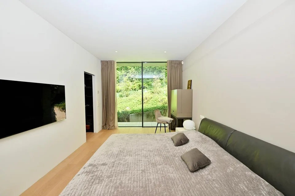 Villa Moderna di Lusso – Pace, Privacy ed Eleganza Contemporanea – foto 11 di 25