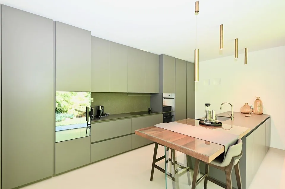 Villa Moderna di Lusso – Pace, Privacy ed Eleganza Contemporanea – foto 9 di 25