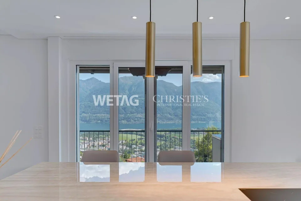 Locarno-Monti: Exklusive Wohnung mit grosszügiger überdachter Terrasse & Panoramablick zu verkaufen – Foto 11 von 13