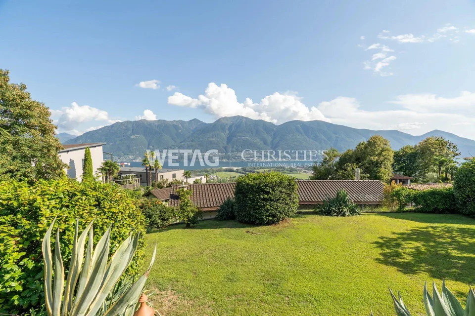 Locarno-Monti: Exklusive Wohnung mit grosszügiger überdachter Terrasse & Panoramablick zu verkaufen – Foto 13 von 13