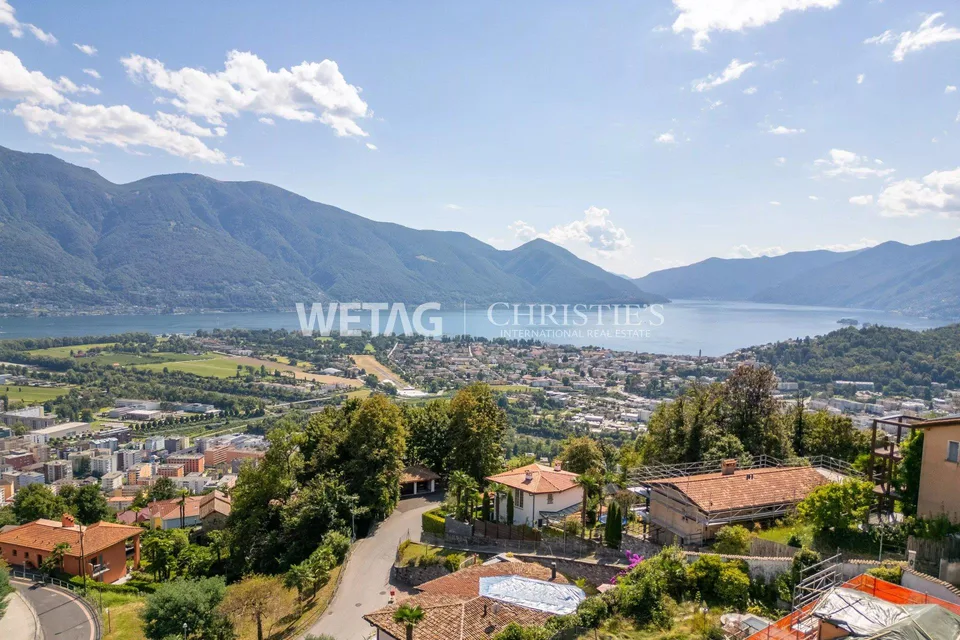 Locarno-Monti: Exklusive Wohnung mit grosszügiger überdachter Terra...