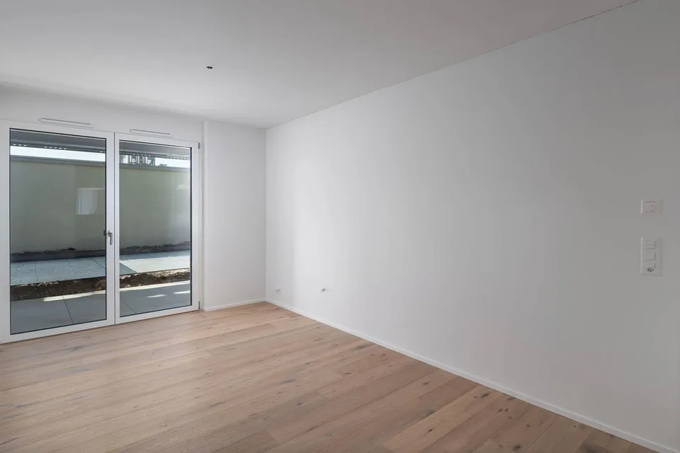 2.5-Zi.-Gartenwohnung (F1), Neubau mit Sitzplatz in Wald ZH