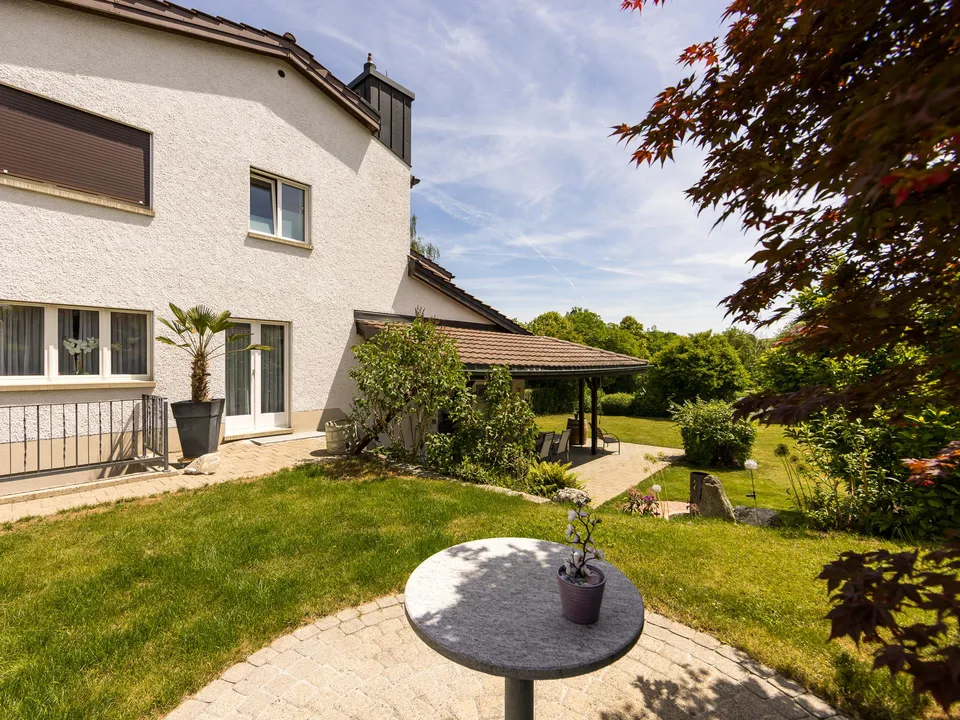 Familienglück im Grünen