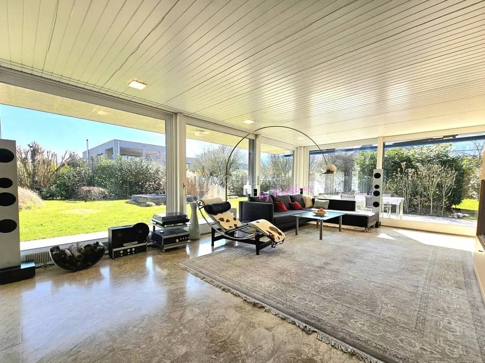 Mid century villa nahe Zürich, in nur 32 Minuten staufrei am Flughafen – Foto 14 von 26