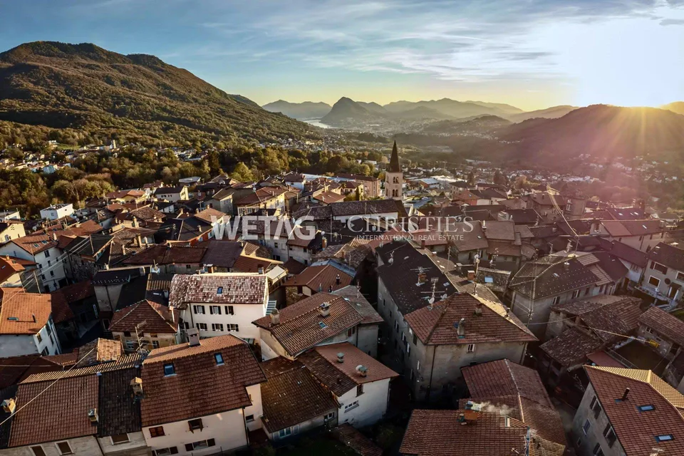Elegant house for sale in the center of Lugano-Sonvico, completely renovated – photo 10 of 10