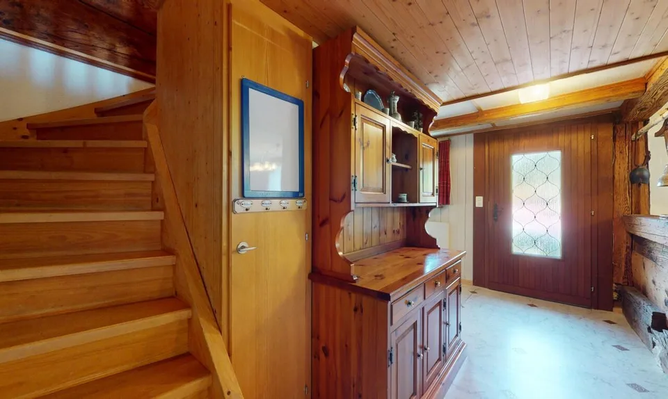 Casa familiare con grande terreno e opzioni di ampliamento – foto 12 di 21