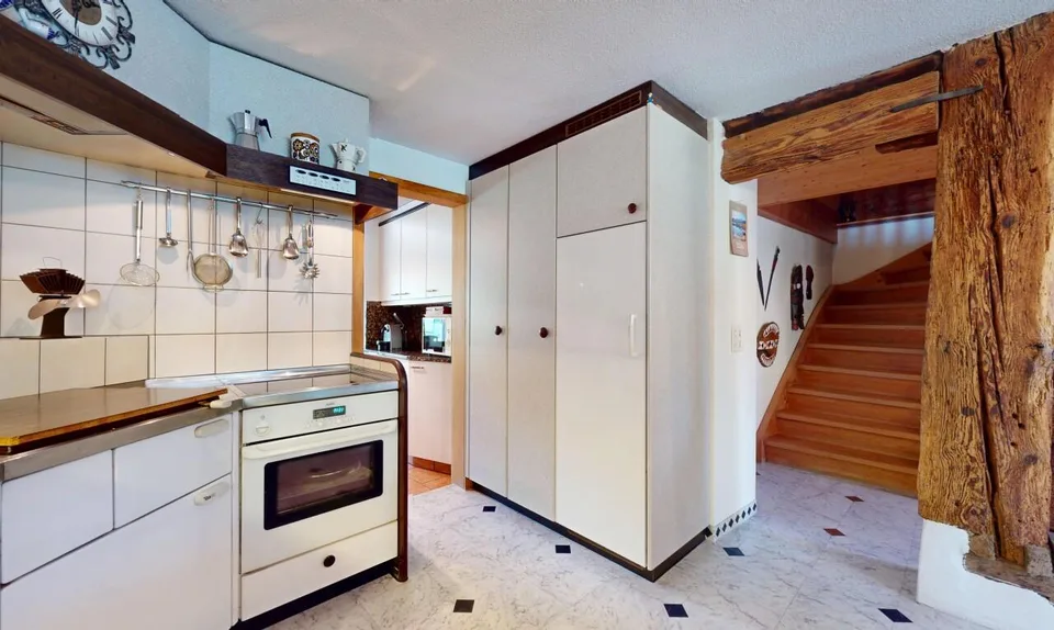 Casa familiare con grande terreno e opzioni di ampliamento – foto 10 di 21
