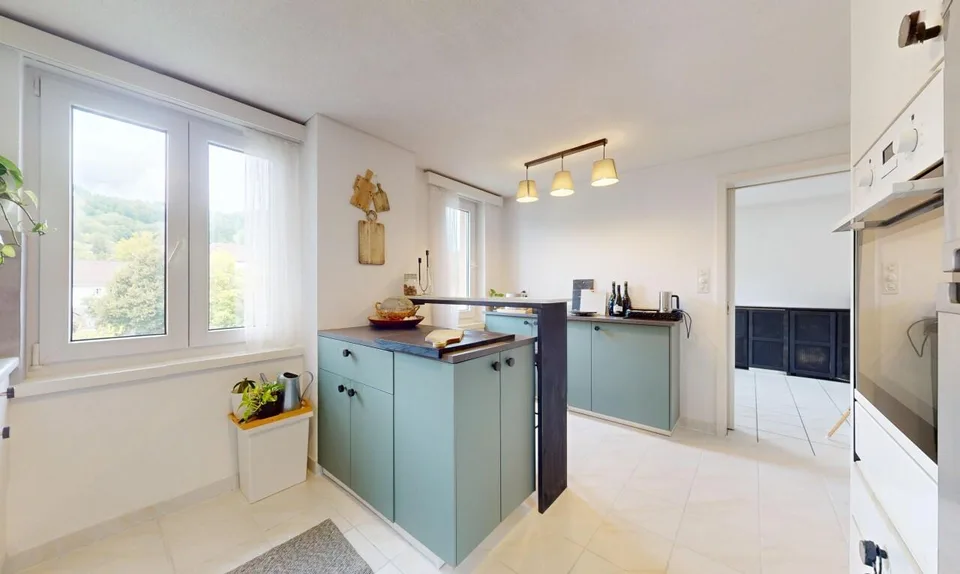 Spacious 6.5-room apartment on its own entire floor! – photo 7 of 20