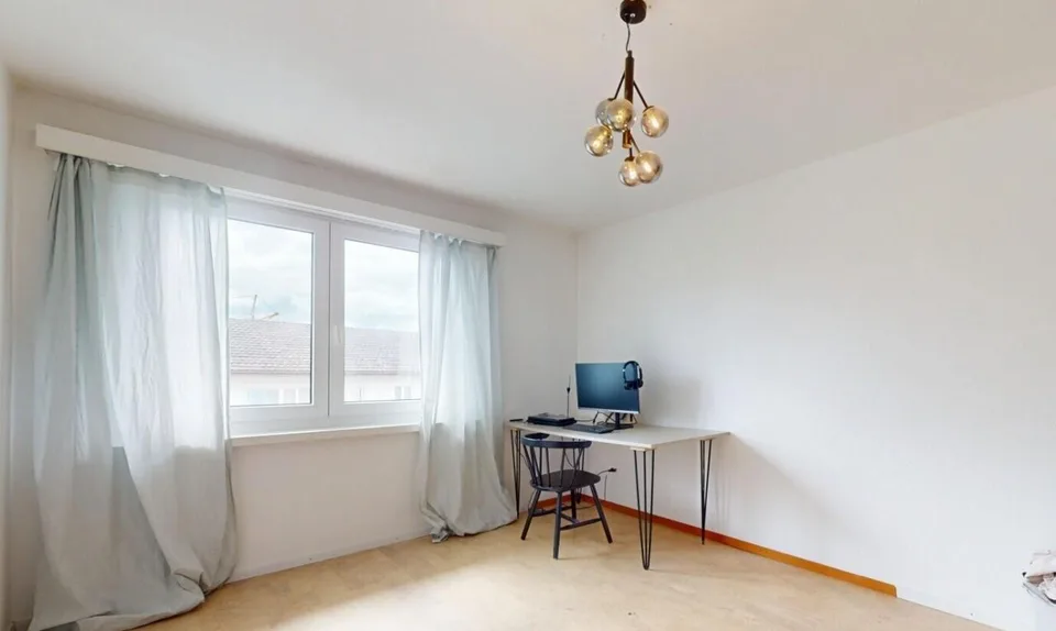 Spacious 6.5-room apartment on its own entire floor! – photo 10 of 20