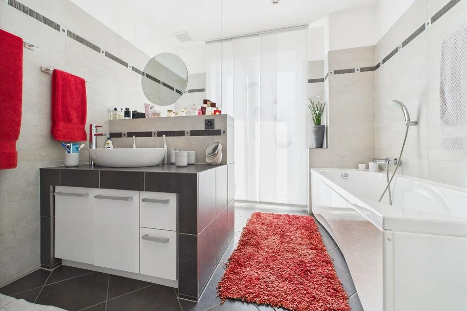 Exklusive Traumvilla! Wo Panorama, moderne Eleganz und Design perfekt miteinander harmonieren – Foto 16 von 30