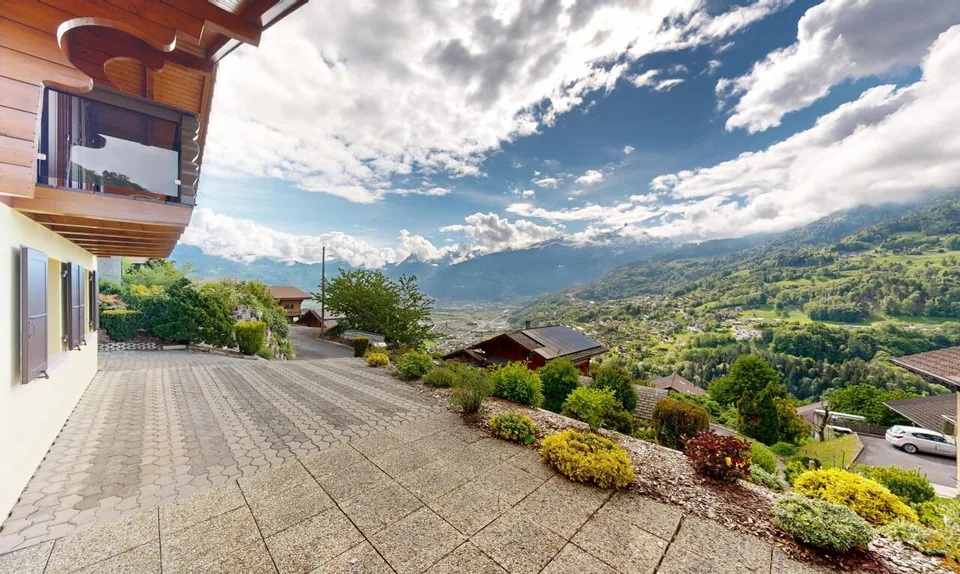 Esclusivo: affascinante chalet di 3 camere in ottimo stato