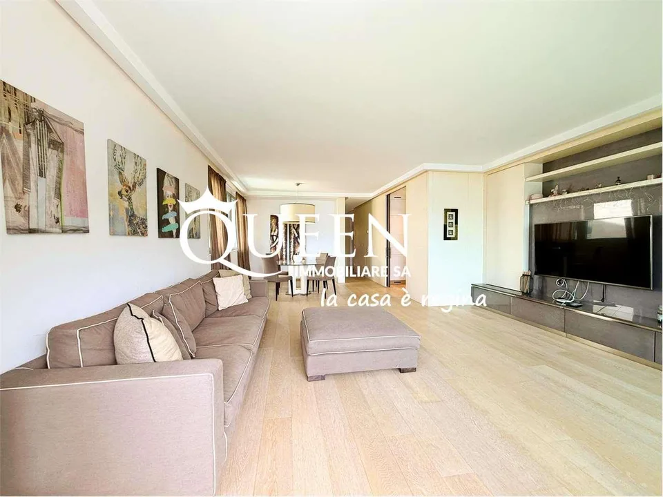 Modern apartment in Lugano-Muzzano for sale, just a stone's throw from Lake Lugano