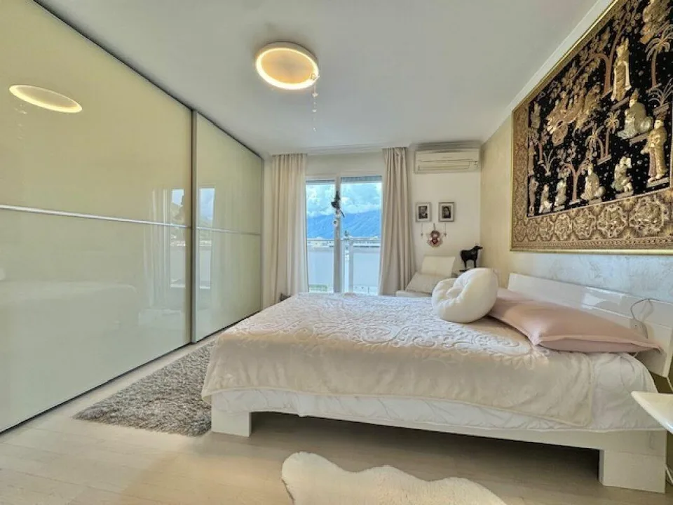 Vente au centre de Locarno - Vaste et lumineux appartement attique (également résidence secondaire) – photo 12 sur 29