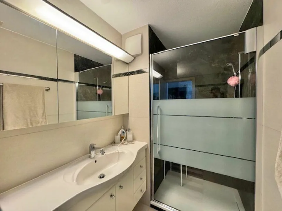 Vente au centre de Locarno - Vaste et lumineux appartement attique (également résidence secondaire) – photo 14 sur 29