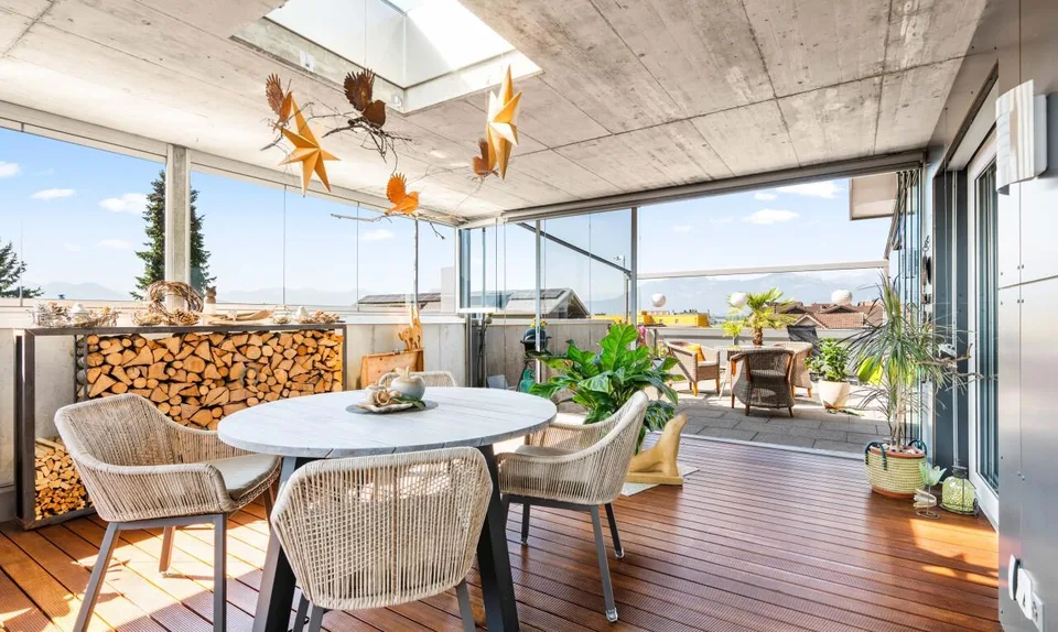 Attico esclusivo con giardino d'inverno e terrazza di 120 m²