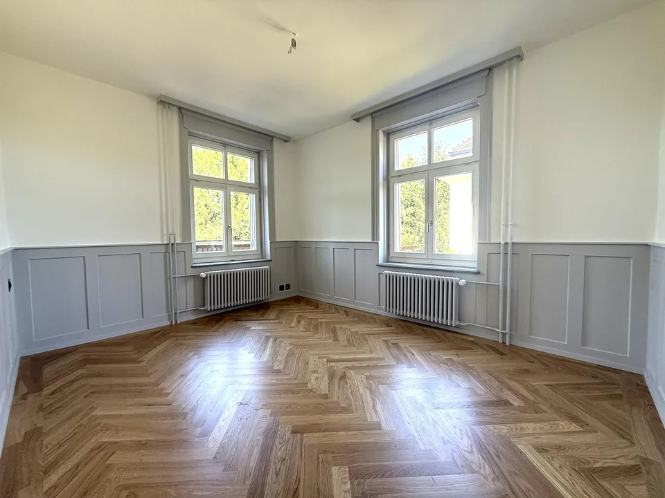 an bester Lage | totalrenovierte 3.5-ZWG mit herrlicher Terrasse