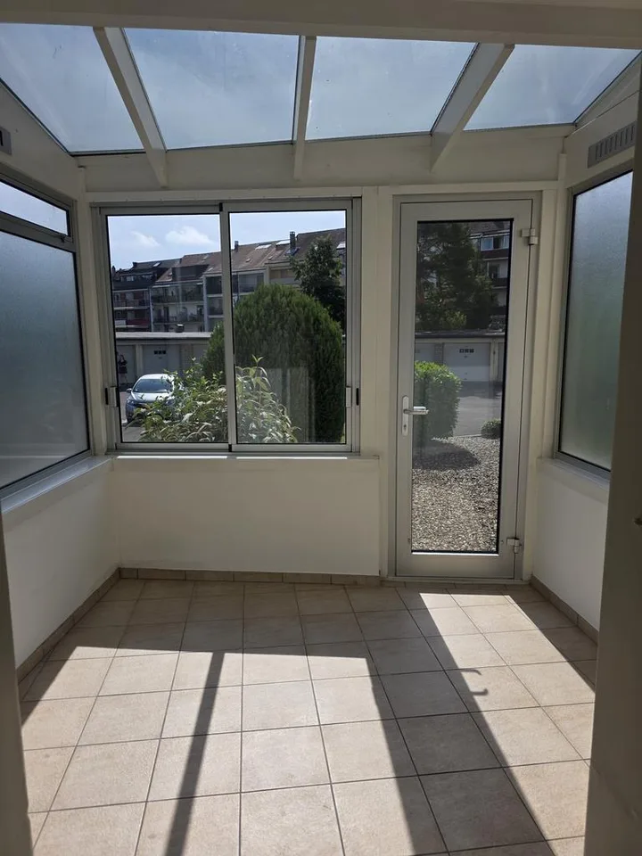 Attraktive 2 Zimmerwohnung mit Wintergarten
