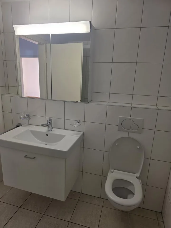 Appartement attrayant de 2,5 pièces avec jardin d'hiver – photo 8 sur 12