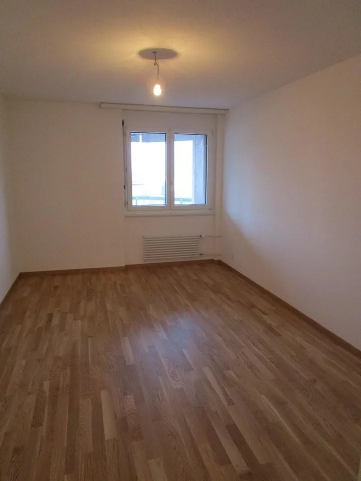 Moderne Wohnung in einem lebhaften Viertel – Foto 8 von 11
