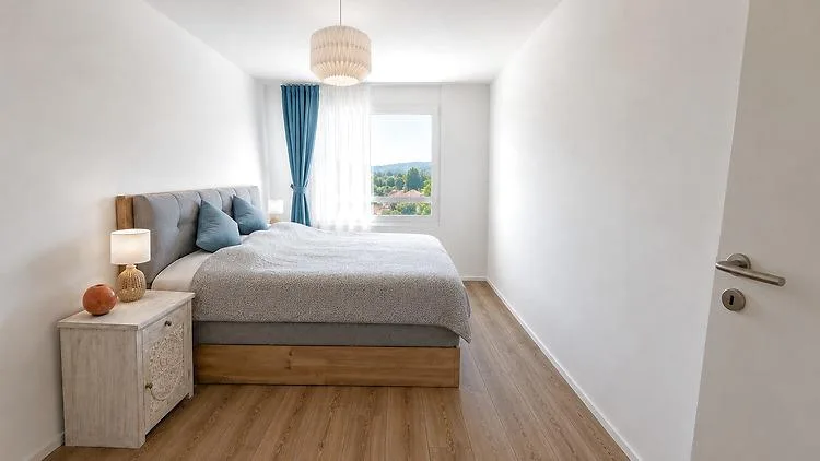 3½ ZIMMER-ATTIKAWOHNUNG IN WEINFELDEN (TG), MÖBLIERT, TEMPORÄR