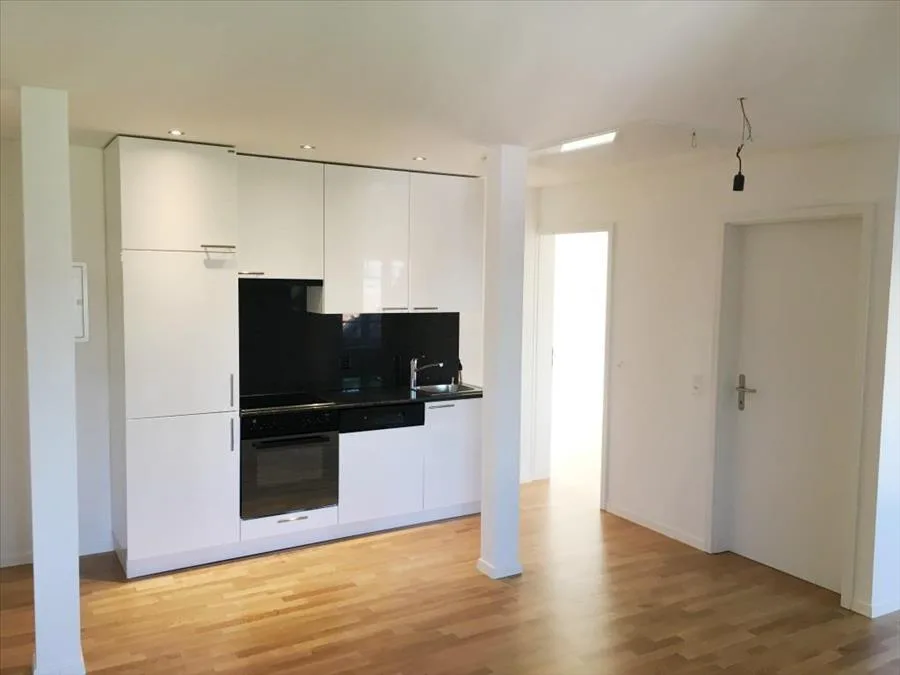 Schöne Dachwohnung in Zentrumsnähe!