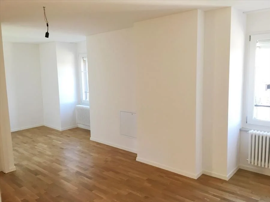 Schöne Dachwohnung in Zentrumsnähe!