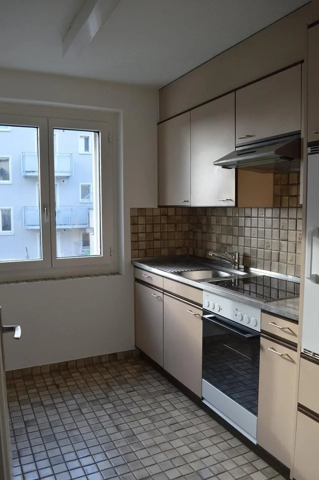 Appartement spacieux 4 pièces à Zürich-Oerlikon