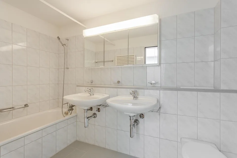 Helle Maisonette-Wohnung zu vermieten