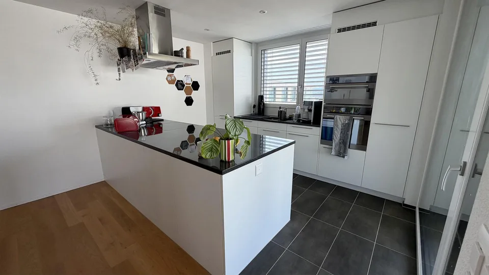 Schöne und helle 4.5 Zimmerwohnung in Kloten zu vermieten