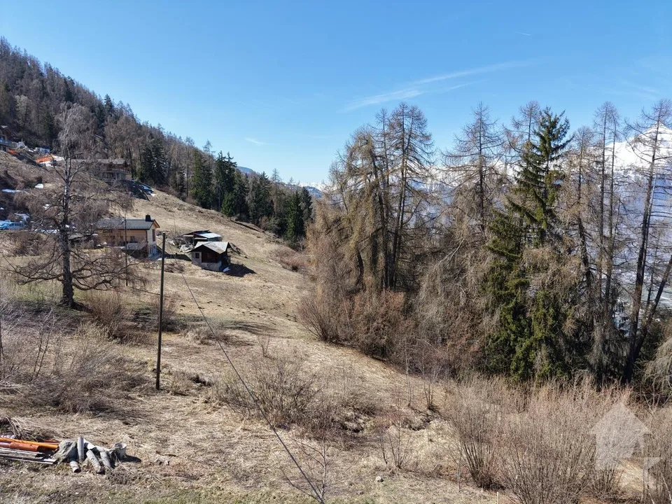 Magnifique chalet sur plan (permis en force)