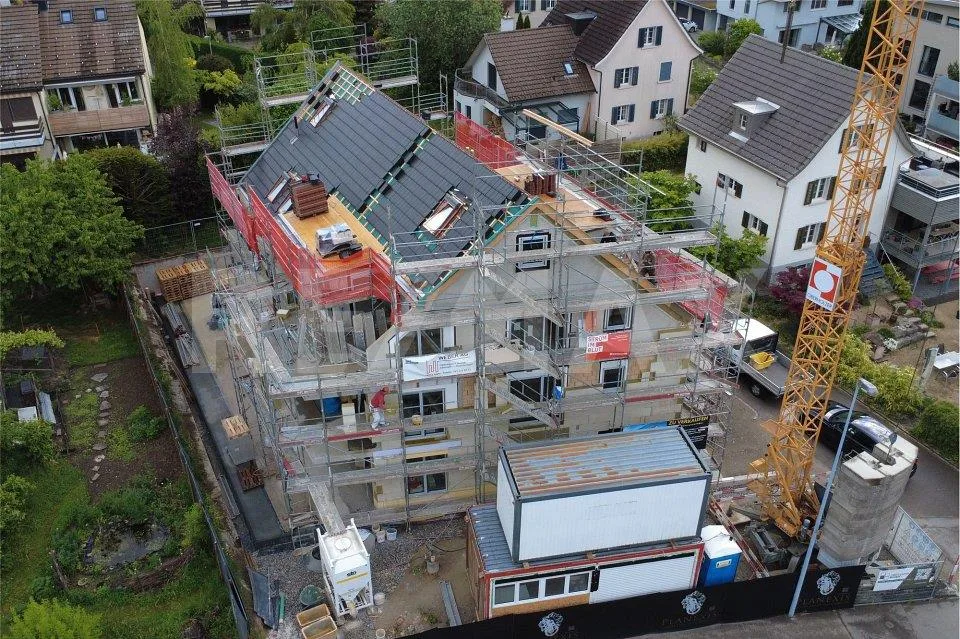 Exklusive 6 1/2-Zimmer Neubau-Dachwohnung – Foto 8 von 9