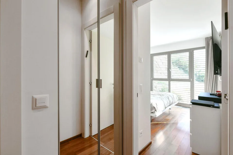 Moderne und mit Seesicht 3.5 Zi-Wohnung – Foto 8 von 12