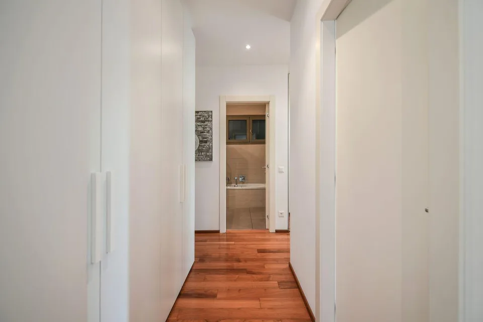 Moderne und mit Seesicht 3.5 Zi-Wohnung – Foto 6 von 12