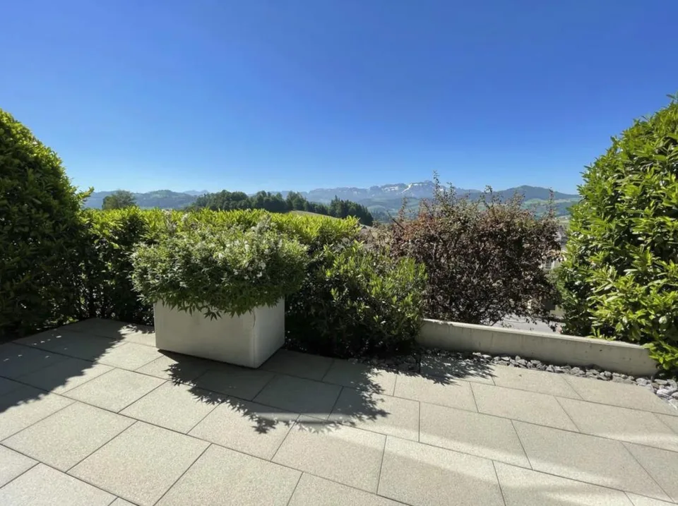 Appartement en terrasse avec une vue rêveuse sur l'Alpstein