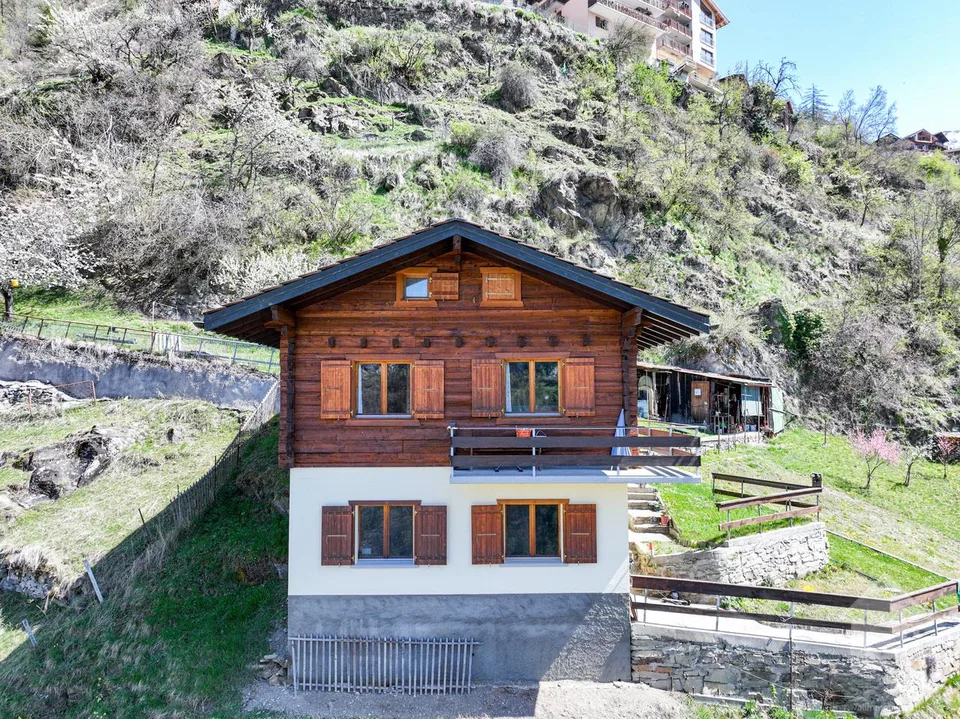 Piccolo rifugio di pace con vista panoramica a Isérables