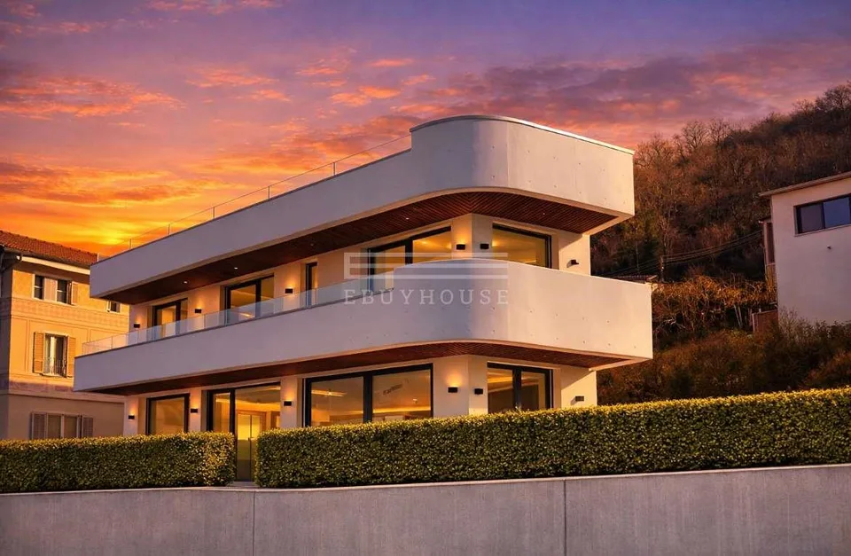 Villa de design dans une position unique avec vue lac à couper le souffle et darse – photo 7 sur 13