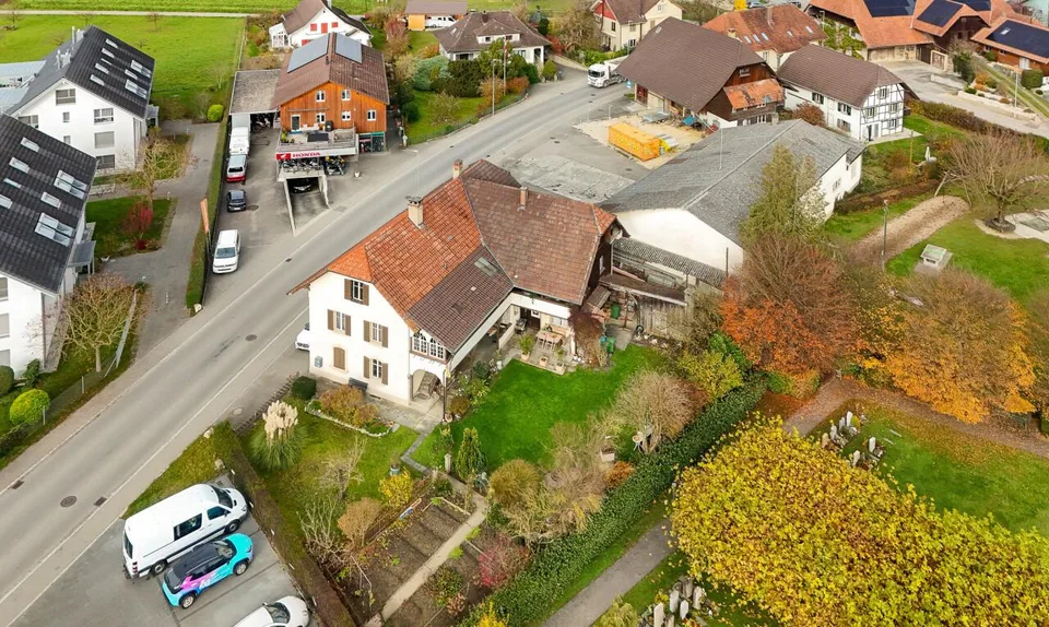Charming two-family house with potential in Kappelen