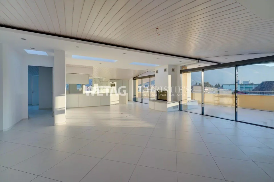 Ascona: Elegante penthouse di lusso con ampie terrazze in posizione centrale in vendita