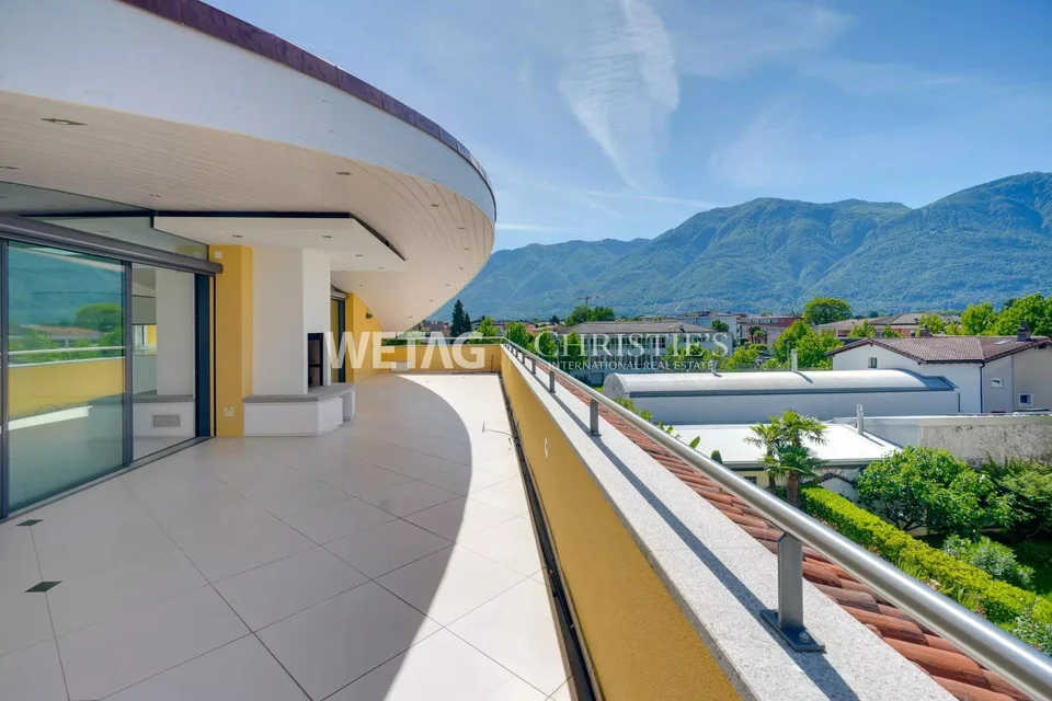 Ascona: Elegantes Luxus-Penthouse mit grosszügigen Terrassen in zen...