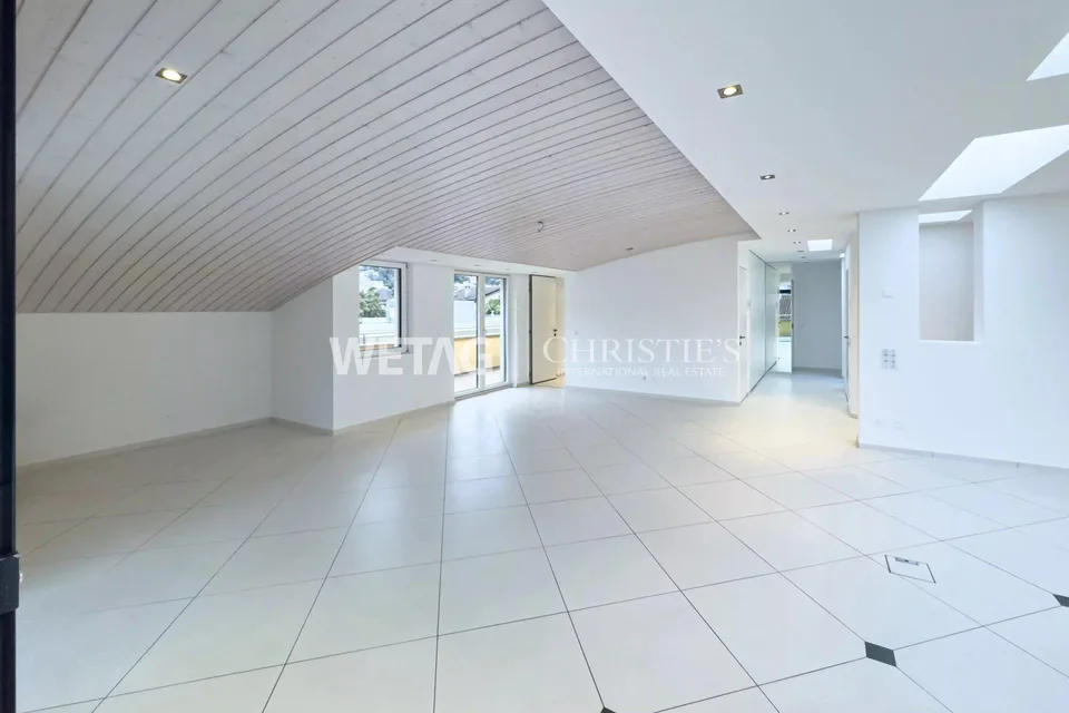 Ascona: Elegante penthouse di lusso con ampie terrazze in posizione centrale in vendita