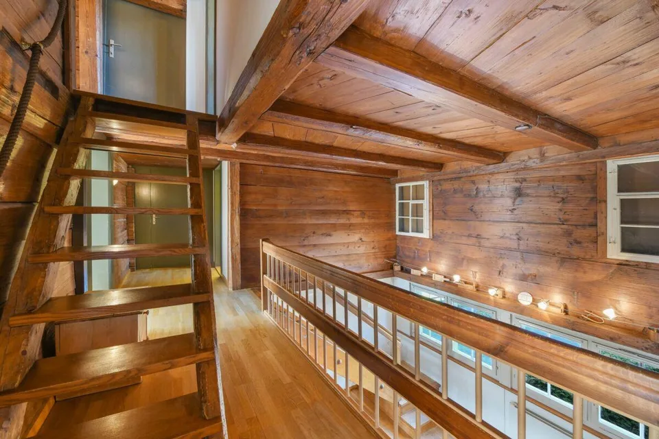 6.5 ZIMMER DOPPELEINFAMILIENHAUS MIT GROSSEM GARTEN UND EINLIEGERWOHNUNG – Foto 15 von 27