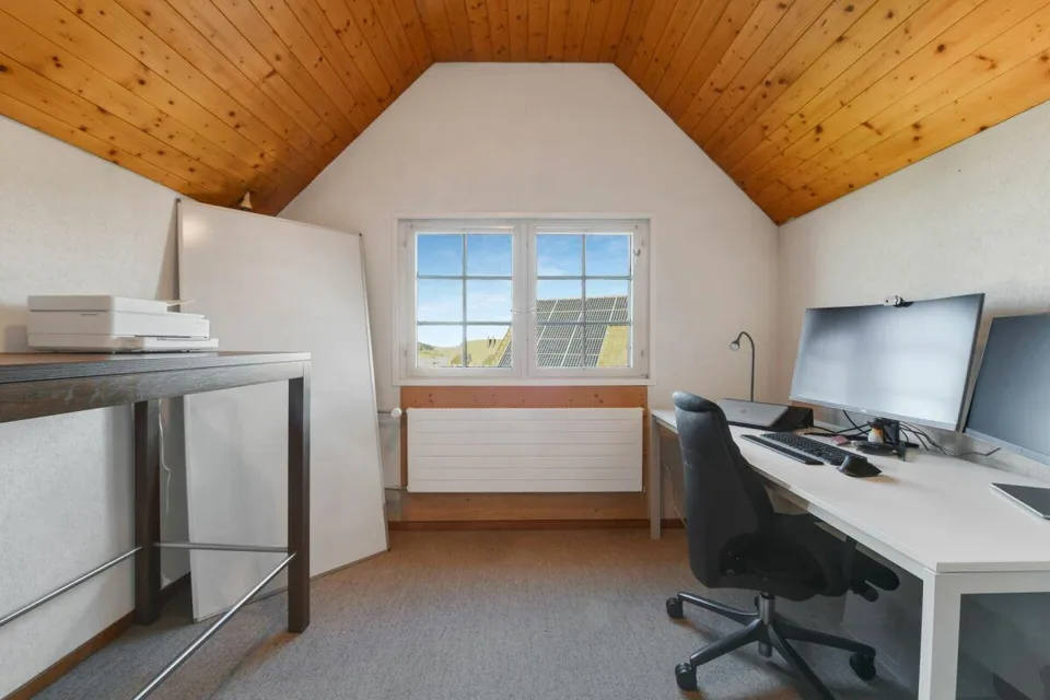 6.5 ZIMMER DOPPELEINFAMILIENHAUS MIT GROSSEM GARTEN UND EINLIEGERWOHNUNG – Foto 12 von 27