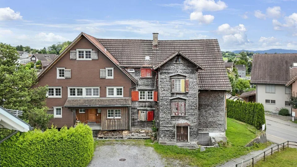 6.5 ZIMMER DOPPELEINFAMILIENHAUS MIT GROSSEM GARTEN UND EINLIEGERWOHNUNG – Foto 25 von 27