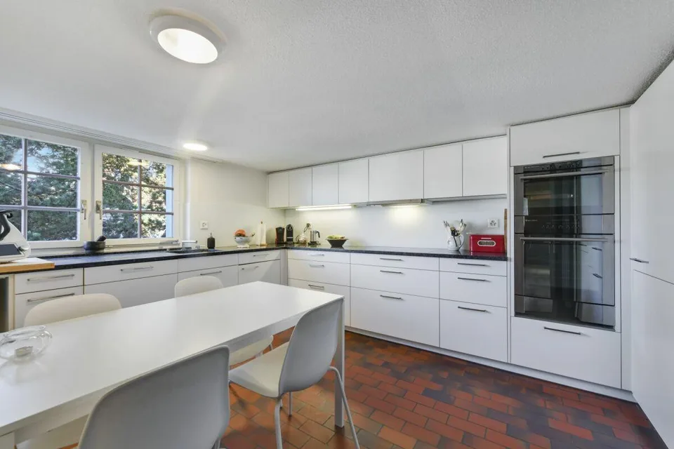 6.5 ZIMMER DOPPELEINFAMILIENHAUS MIT GROSSEM GARTEN UND EINLIEGERWOHNUNG – Foto 7 von 27