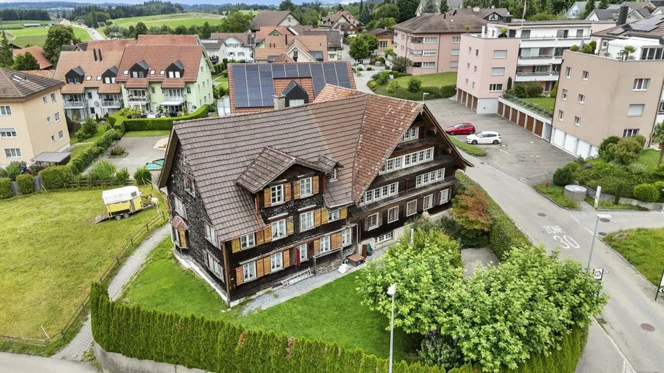 6.5 ZIMMER DOPPELEINFAMILIENHAUS MIT GROSSEM GARTEN UND EINLIEGERWOHNUNG – Foto 27 von 27